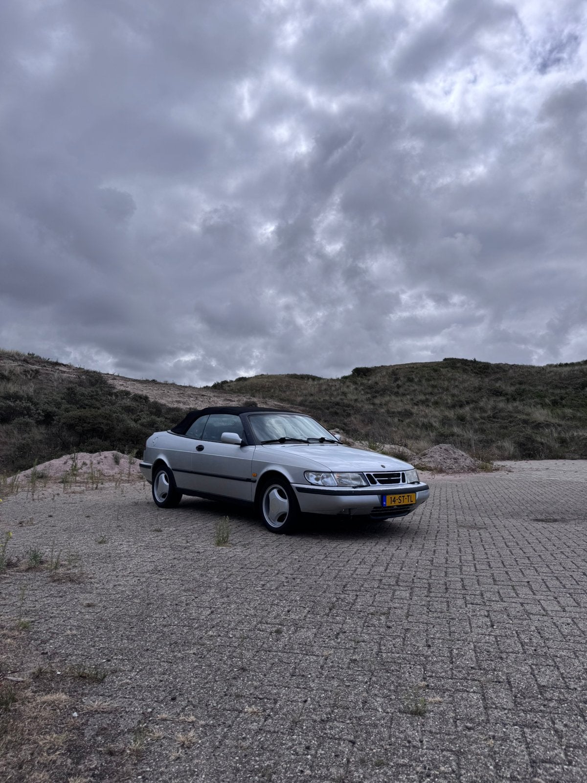 Saab 900 SE Turbo Cabrio 185 PK Talladega, Auto's, 730 kg, Zwart, 4 cilinders, Cabriolet