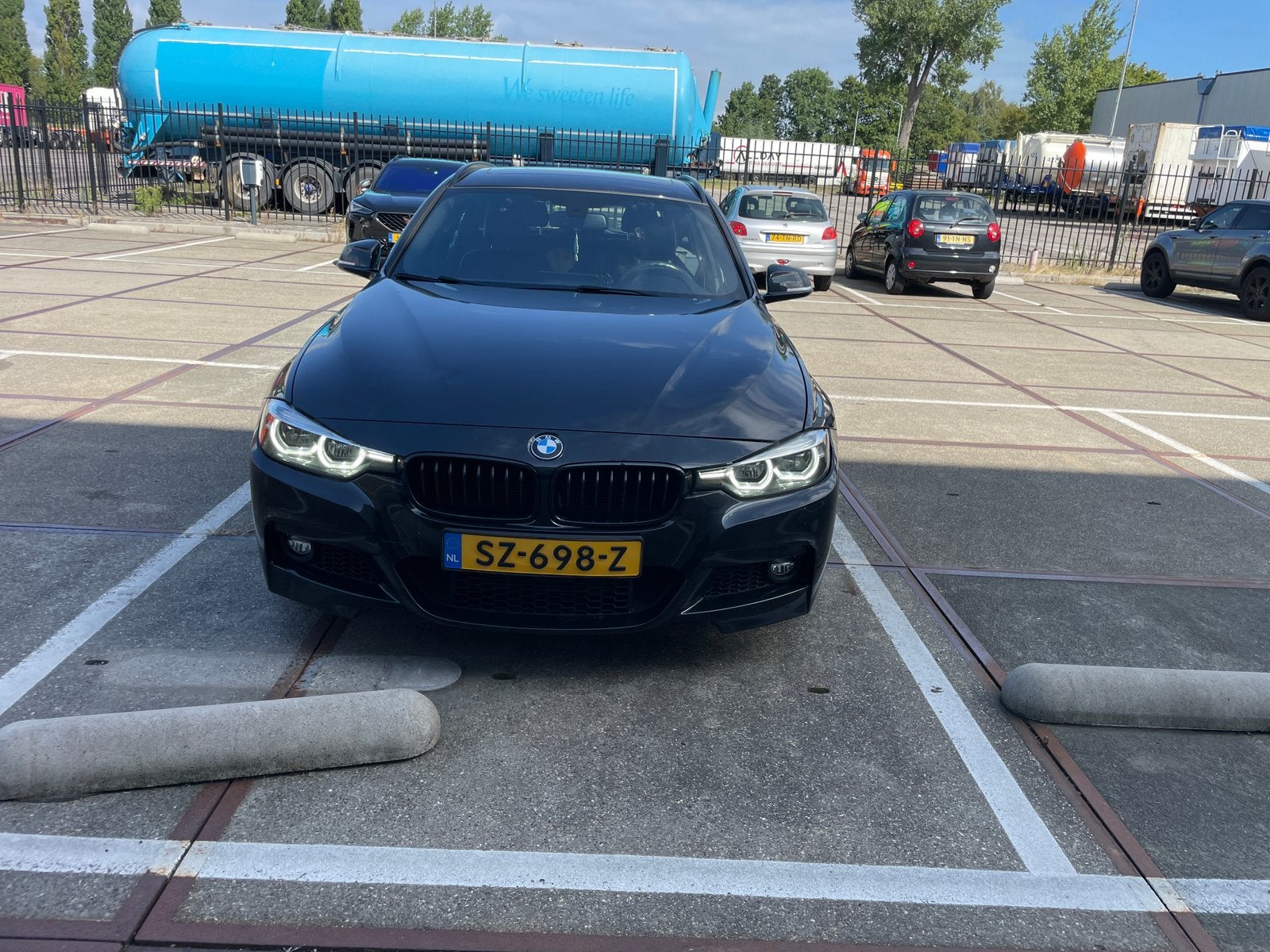 BMW 3-Serie 318i 136pk Aut 2018 Zwart