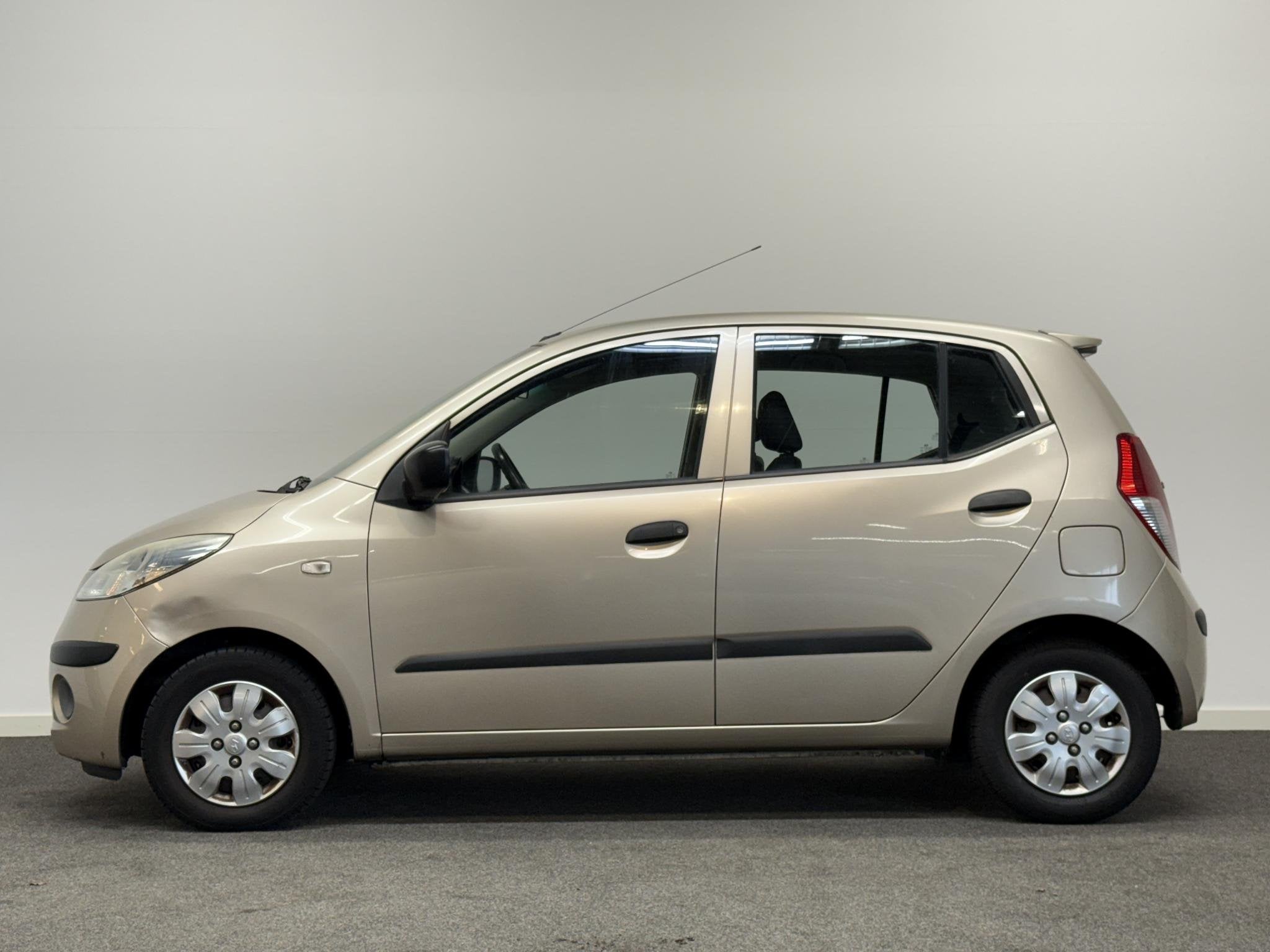 Hyundai i10 1.1 Active Cool Airco!, Auto's, Voorwielaandrijving, Stof, Gebruikt, 31 €/maand