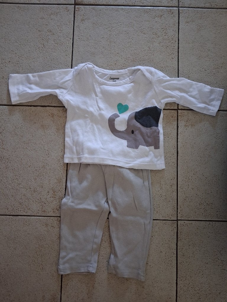 pyjama maat 74/80, Kinderen en Baby's, Babykleding | Maat 74, Ophalen, Nacht- of Onderkleding, Zo goed als nieuw, Lazywear