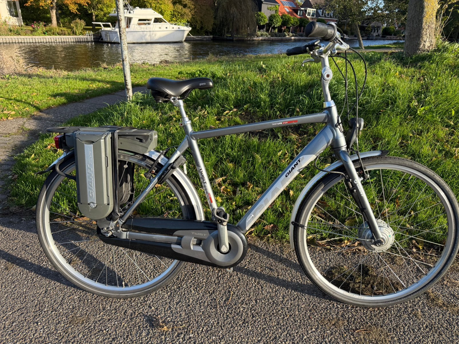 Giant Twist E-bike - Zeer goede staat - 3 accu’s, Ophalen, Zo goed als nieuw