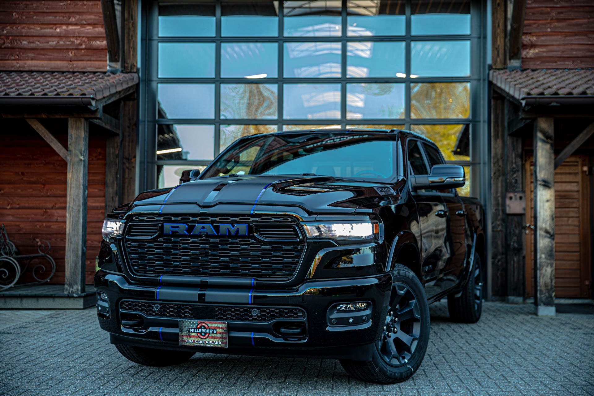 Dodge Ram 1500 Big Horn BPM VRIJ, 2025 Model! Adaptieve crui, Auto's, Automaat, Zwart, 4 stoelen, Zwart