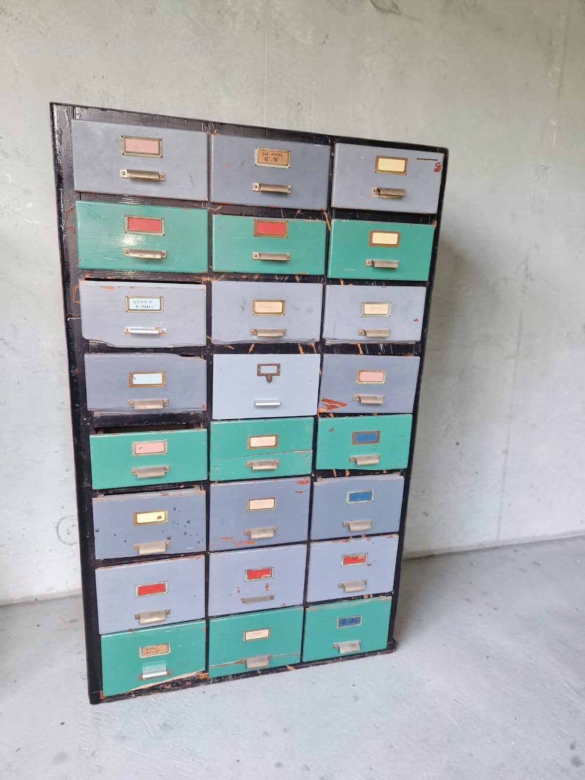 Oude authentieke apothekerskast archiefkast, Ophalen, Gebruikt, 25 tot 50 cm, Eikenhout