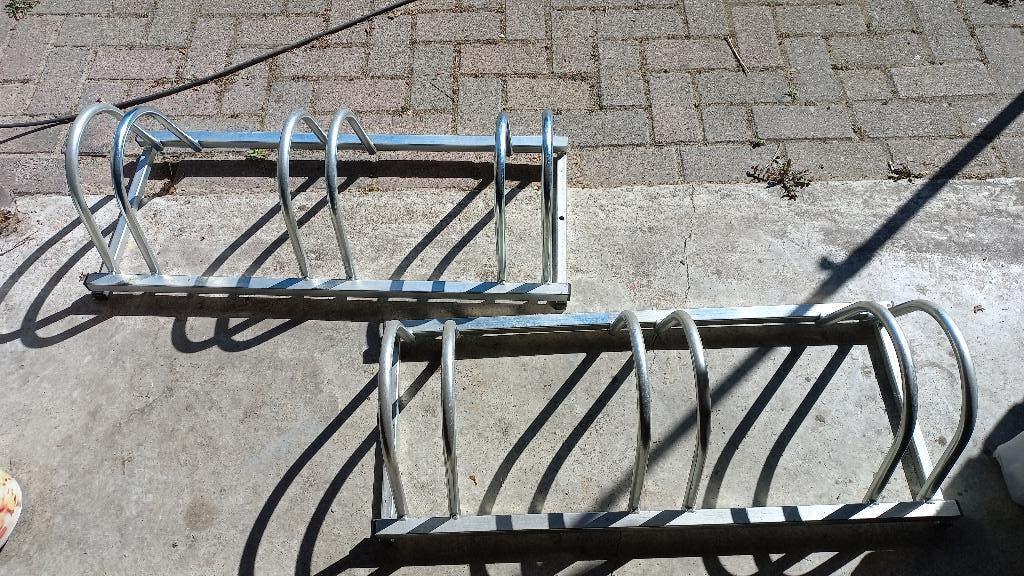 Fietsenrek voor 3 fietsen, Ophalen, Zo goed als nieuw