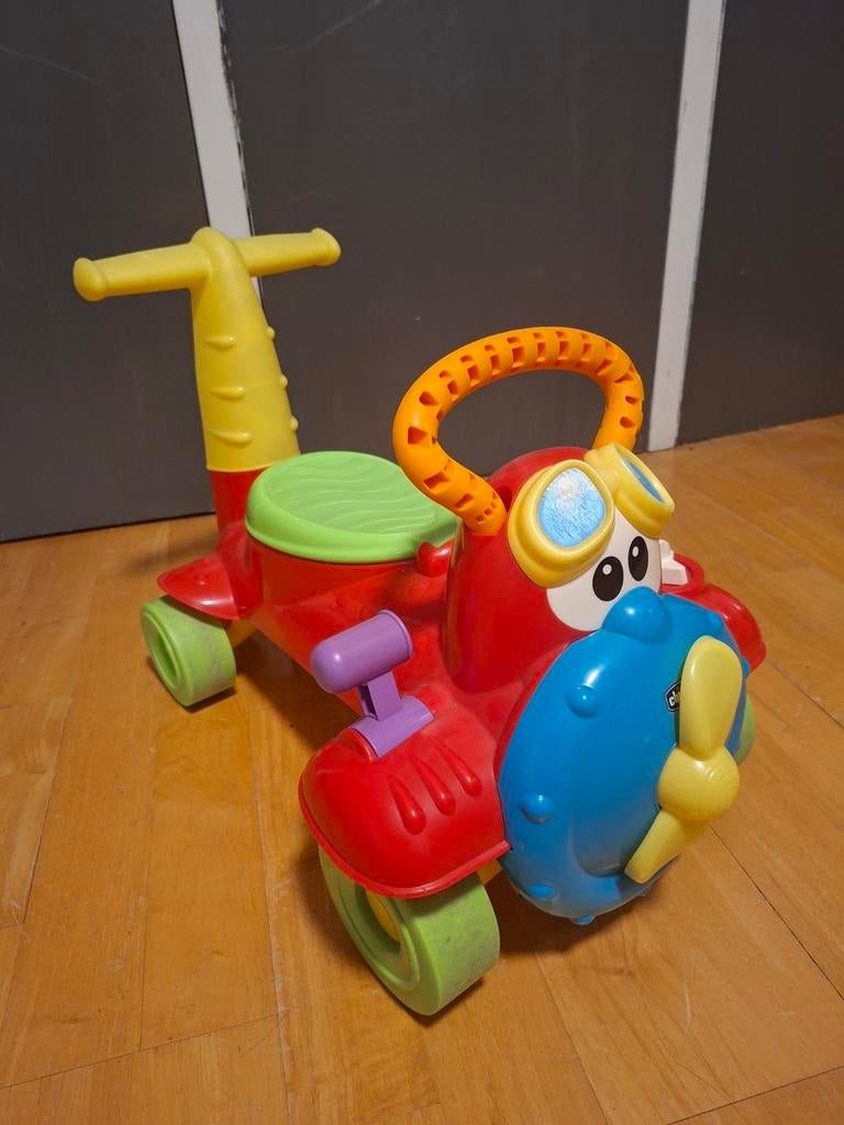 Leuke loopwagen in de vorm van een vliegtuig, Kinderen en Baby's, Speelgoed | Buiten | Voertuigen en Loopfietsen, Ophalen of Verzenden
