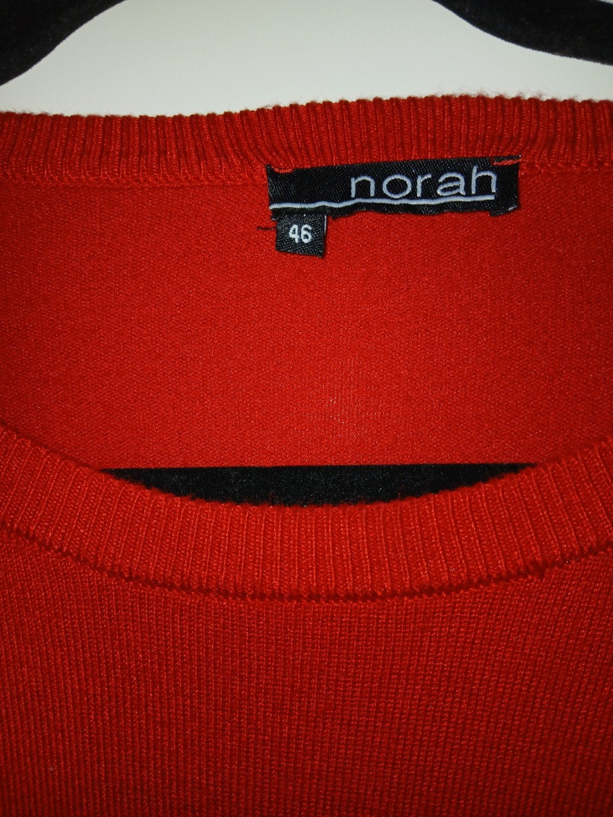 Nieuwe Norah trui, prachtig rood met knoopjes, Maat 46/48 (XL) of groter, Nieuw, Ophalen of Verzenden, Norah