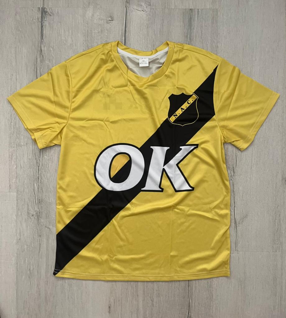 NAC Breda thuis shirt (nieuw) kindermaat M, Sport en Fitness, Ophalen of Verzenden, Nieuw, Shirt