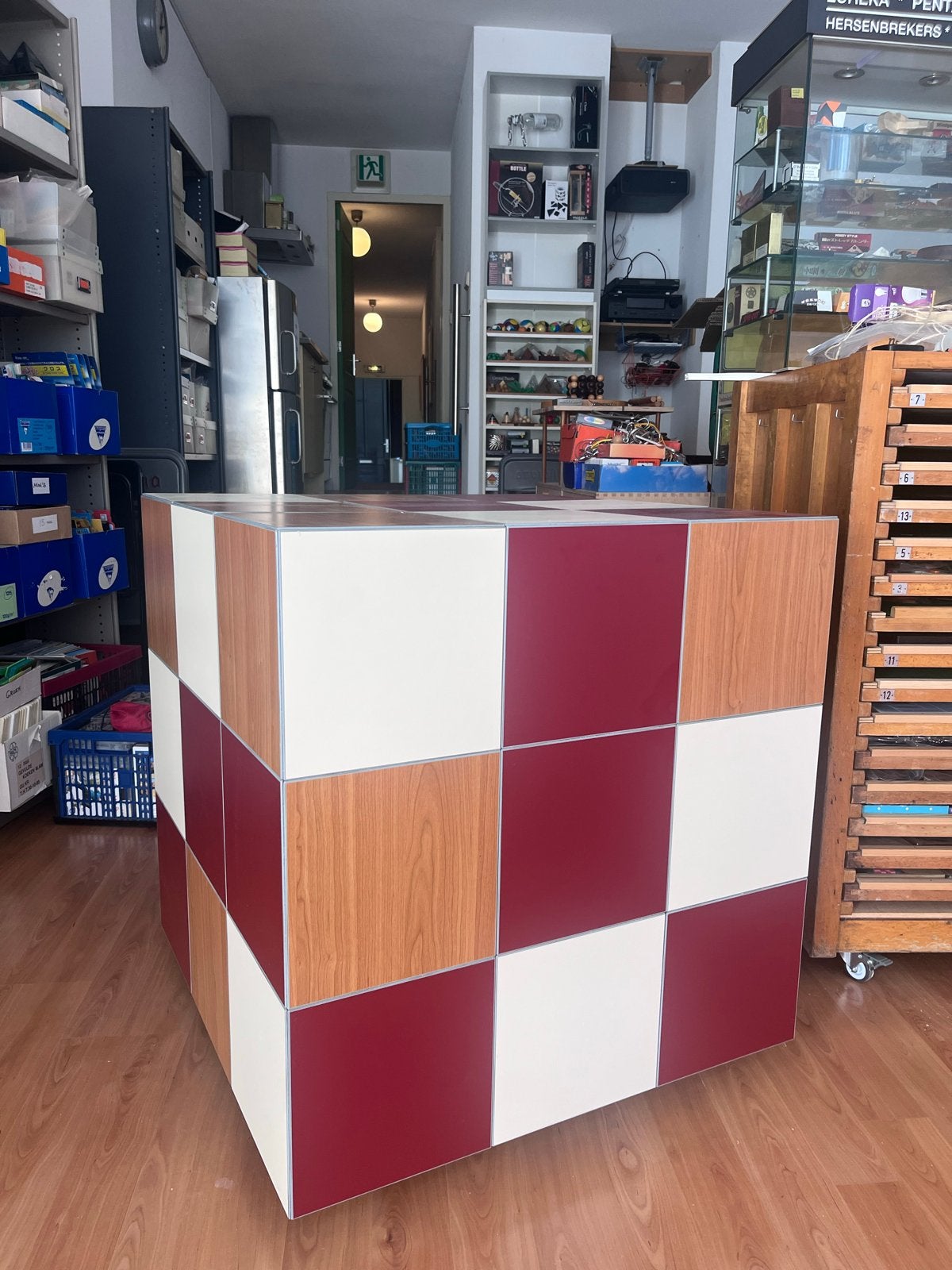 Unieke kubus tafel/display - kastanjebruin, wit, hout, Ophalen, Gebruikt
