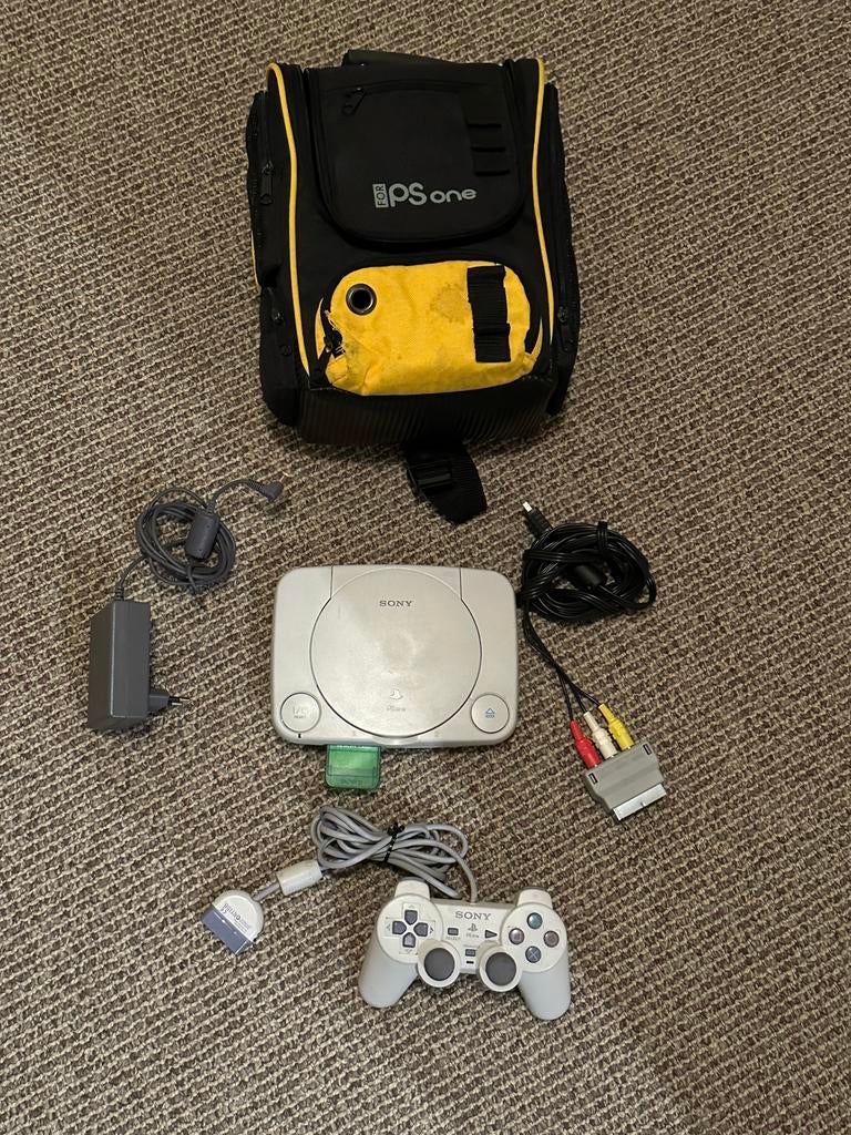 Sony PlayStation One (PSOne) - Compleet!, Spelcomputers en Games, Spelcomputers | Sony PlayStation 1, Gebruikt, ., Ophalen of Verzenden