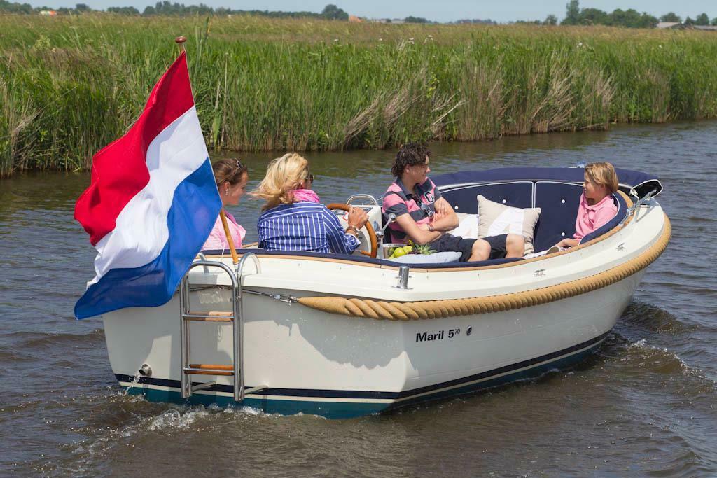 Alde Feanen, Sloep of Motorboot