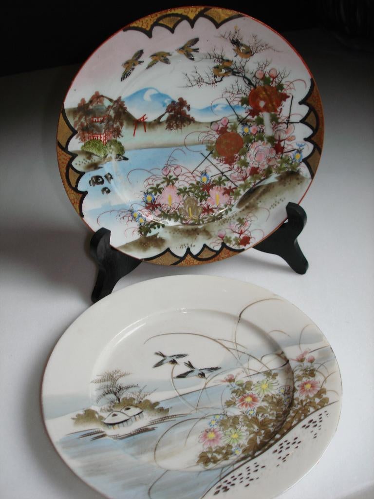 Antieke prachtige handbeschilderd porselein Japanse borden, Antiek en Kunst, Ophalen of Verzenden
