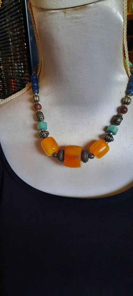 Antieke  etnische bakeliet ketting., Ophalen of Verzenden, Overige materialen