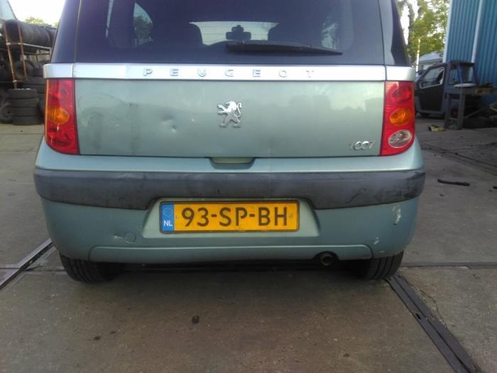Achterbumper van een Peugeot 1007 (EZS), Gebruikt, Ophalen of Verzenden, Bumper, Peugeot