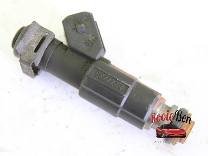 Injector (benzine injectie) van een Chrysler Voyager, Auto-onderdelen, Brandstofsystemen, Gebruikt, -, Ophalen of Verzenden, -