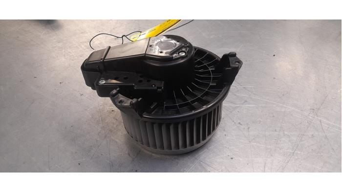 Kachel Ventilatiemotor van een Toyota Rav-4, Ophalen of Verzenden, 3 maanden garantie, Gebruikt, Toyota