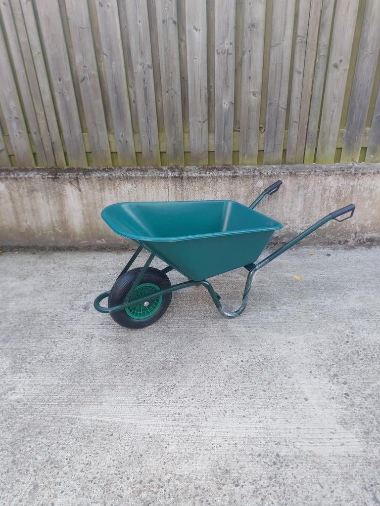 Nieuwe 100 liter kruiwagen, Tuin en Terras, Kruiwagens, Ophalen, Zo goed als nieuw