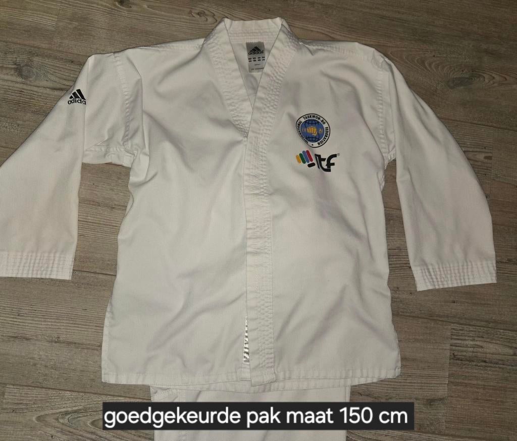 Mooie taekwondo pak, Maat XS of kleiner, Ophalen, Taekwondo