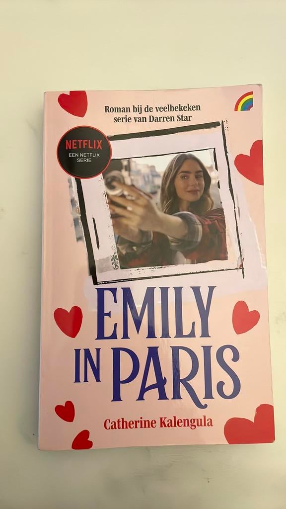 Catherine Kalengula - Emily in Paris - Nederlands, Ophalen of Verzenden, Zo goed als nieuw, Catherine Kalengula