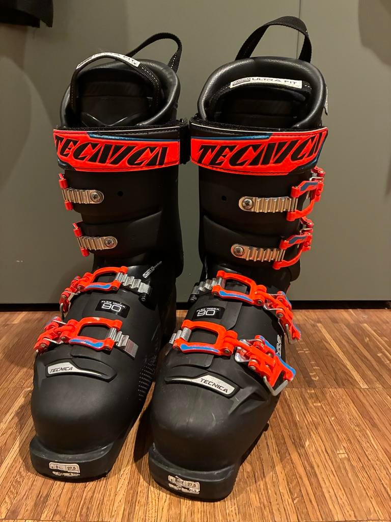 Tecnica Mach1 R90 Skischoenen - Maat 27.5 = 42, Sport en Fitness, Skiën en Langlaufen, Overige merken, 160 tot 180 cm, Gebruikt