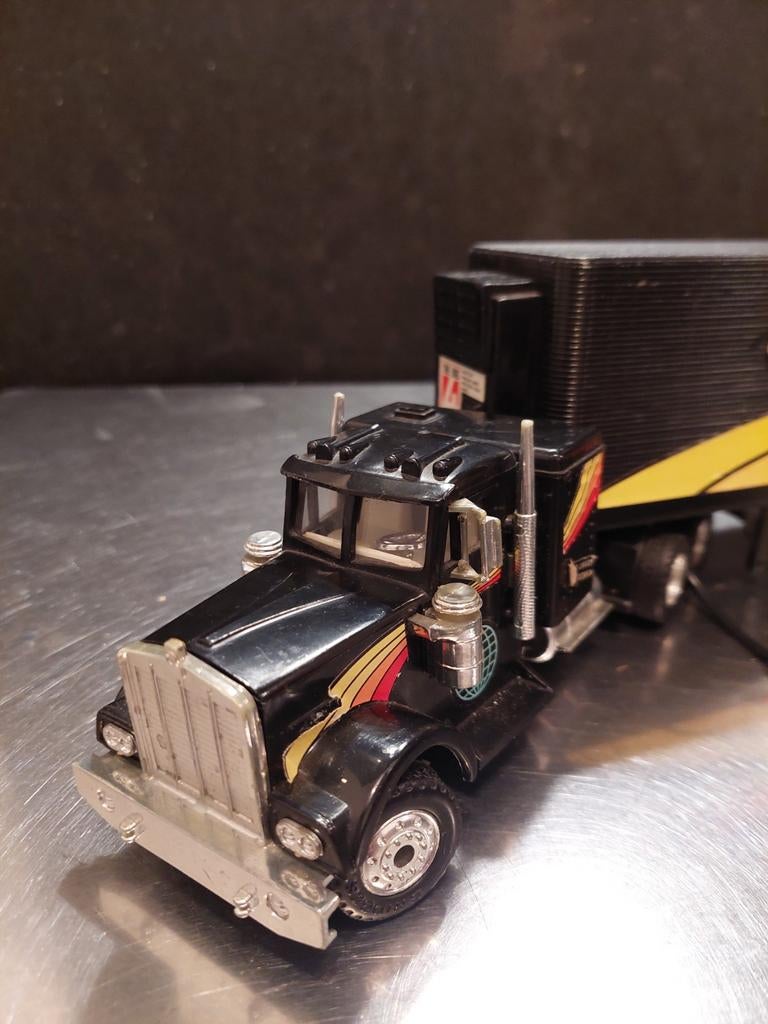 Kenworth vrachtwagen /speelgoed vrachtwagen met afstand be.., Ophalen of Verzenden, Gebruikt