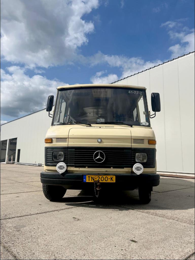 FOR SALE: Legendary Vintage Mercedes T2 D407K “DUDO” Camp, Caravans en Kamperen, Buscamper of Camperbus, Mercedes-Benz, Bedrijf