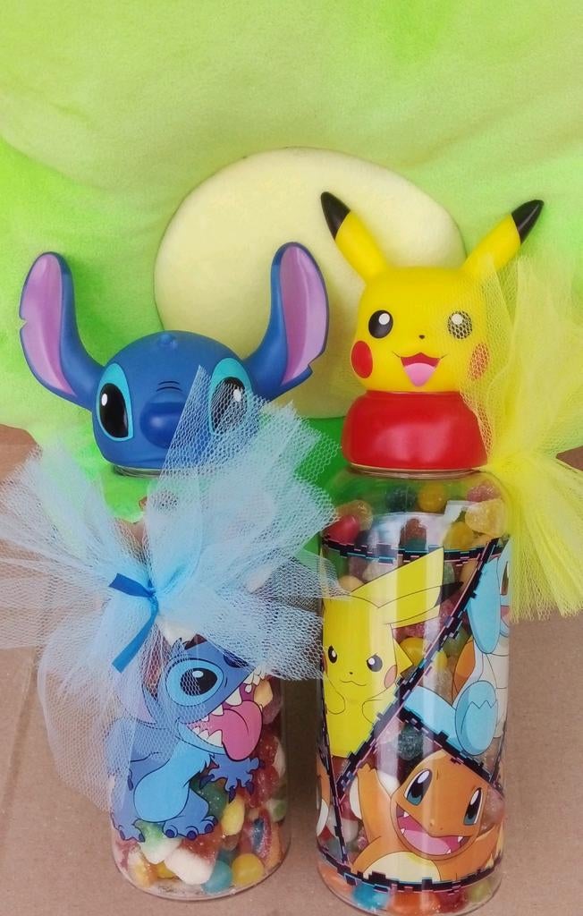 Snoep kado drinkbekers Stitch&Pikachu, Verzenden
