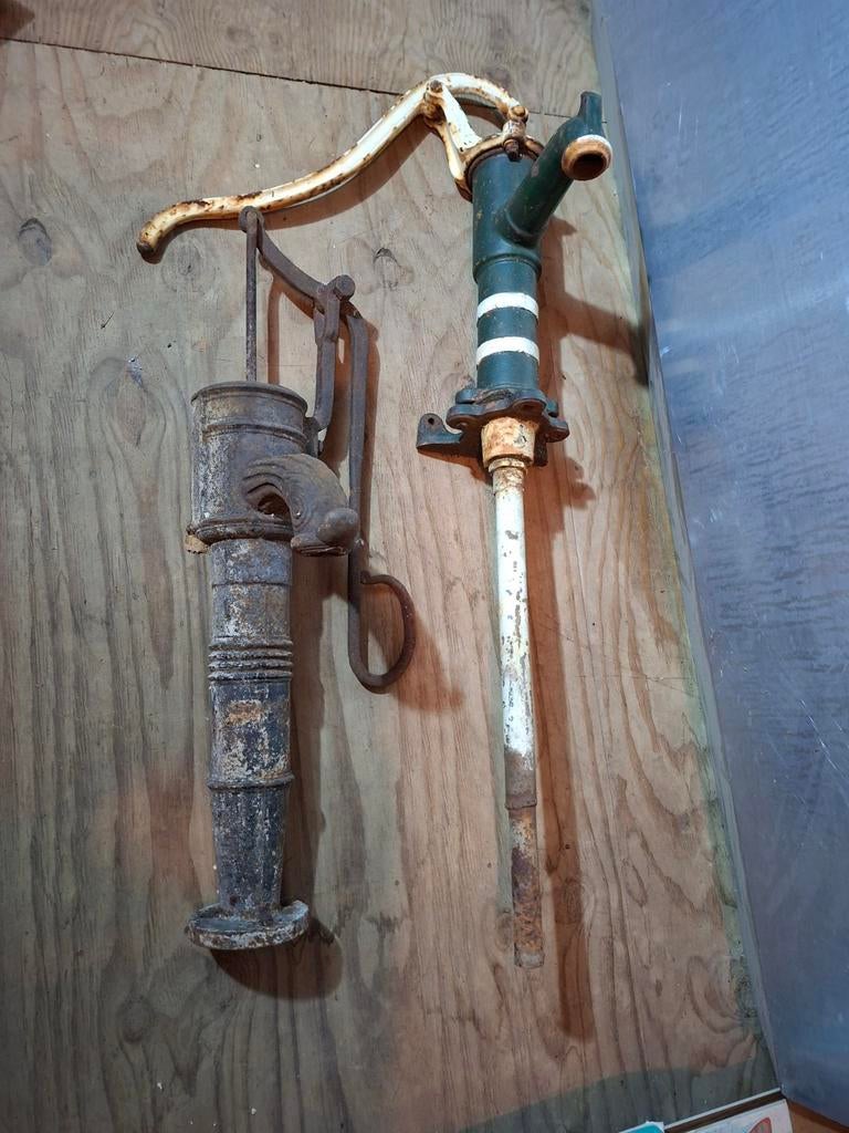 2 Antieke waterpompen, Antiek en Kunst, Ophalen