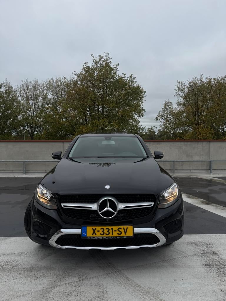 Mercedes-Benz GLC Coupé 250 211pk 4MATIC 9G-TRONIC 2017, Auto's, Automaat, Zwart, 4 cilinders, Zwart