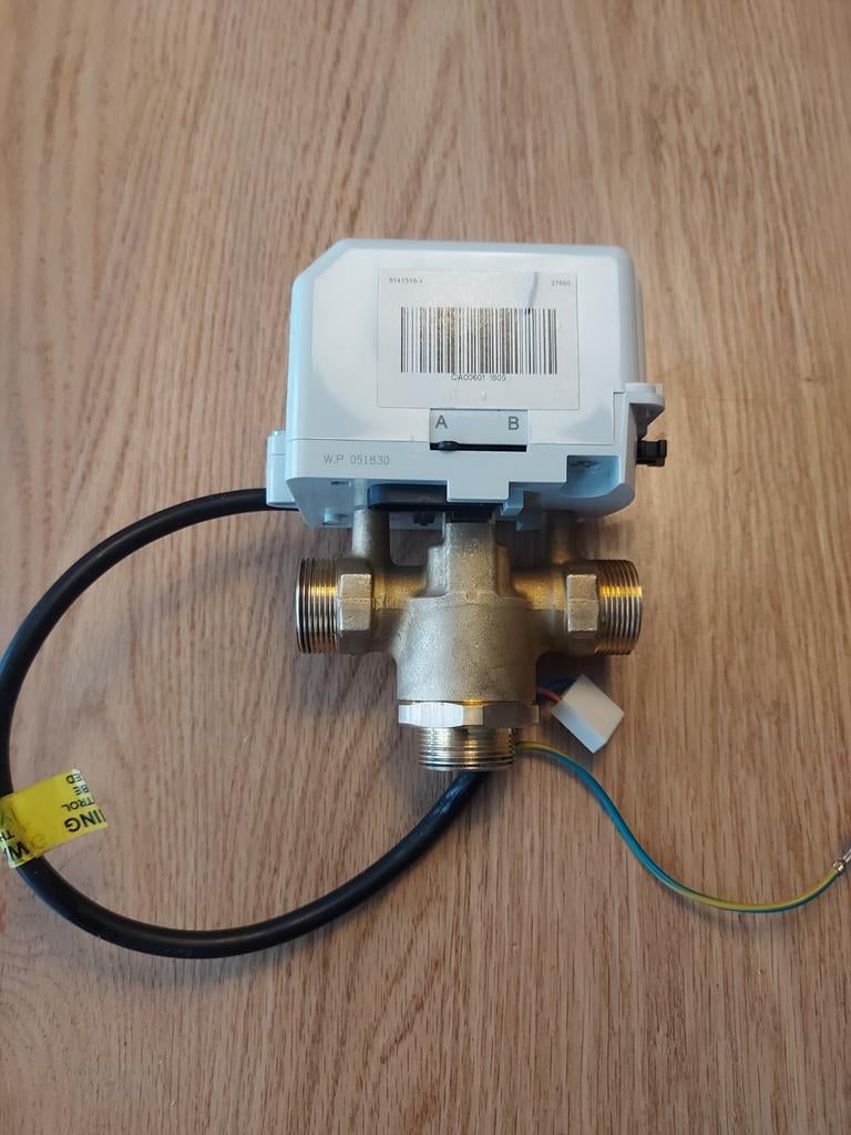 itho daalderop combifort driewegklep Drayton 75.83.01.008, Ophalen of Verzenden, Gebruikt