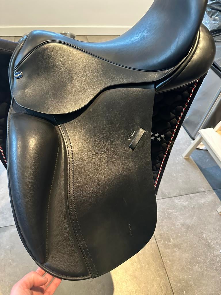 Te koop bijna nieuwe Euroriding Titan, Dieren en Toebehoren, Verzenden, Zo goed als nieuw, Dressuur