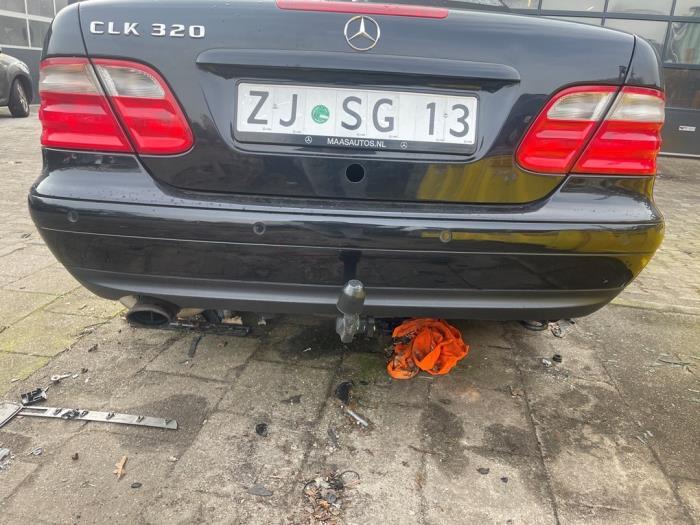 Achterbumper van een Mercedes CLK (025), Gebruikt, -, Ophalen of Verzenden, Bumper