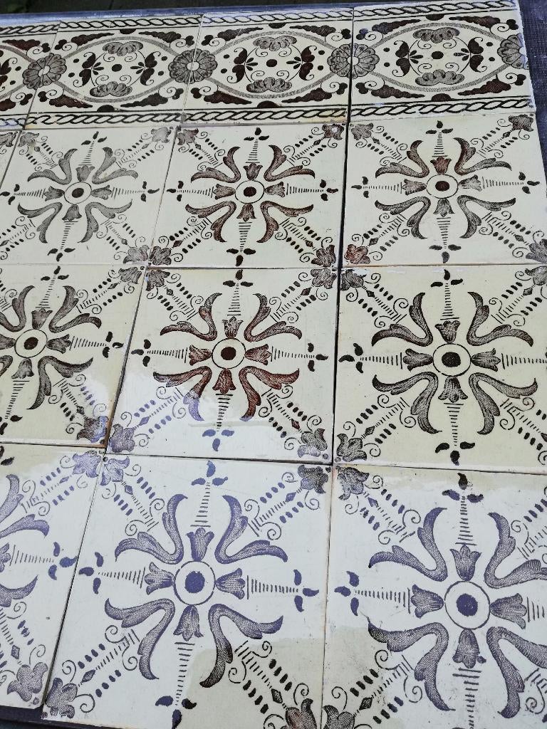 8,7m2 antieke wandtegels 12x12 zacht gele ondergrond BOCH, Antiek en Kunst, Ophalen