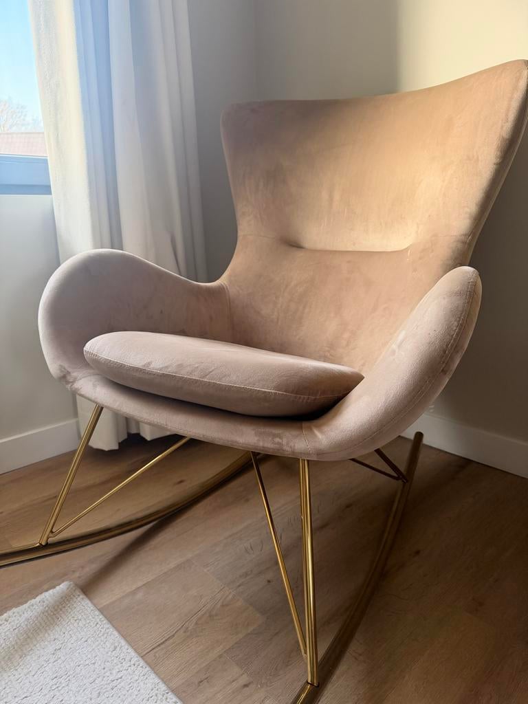 Schommelstoel Westwing Taupe Goud wipstoel babykamer stoel, Ophalen, Zo goed als nieuw, Stoel(en)
