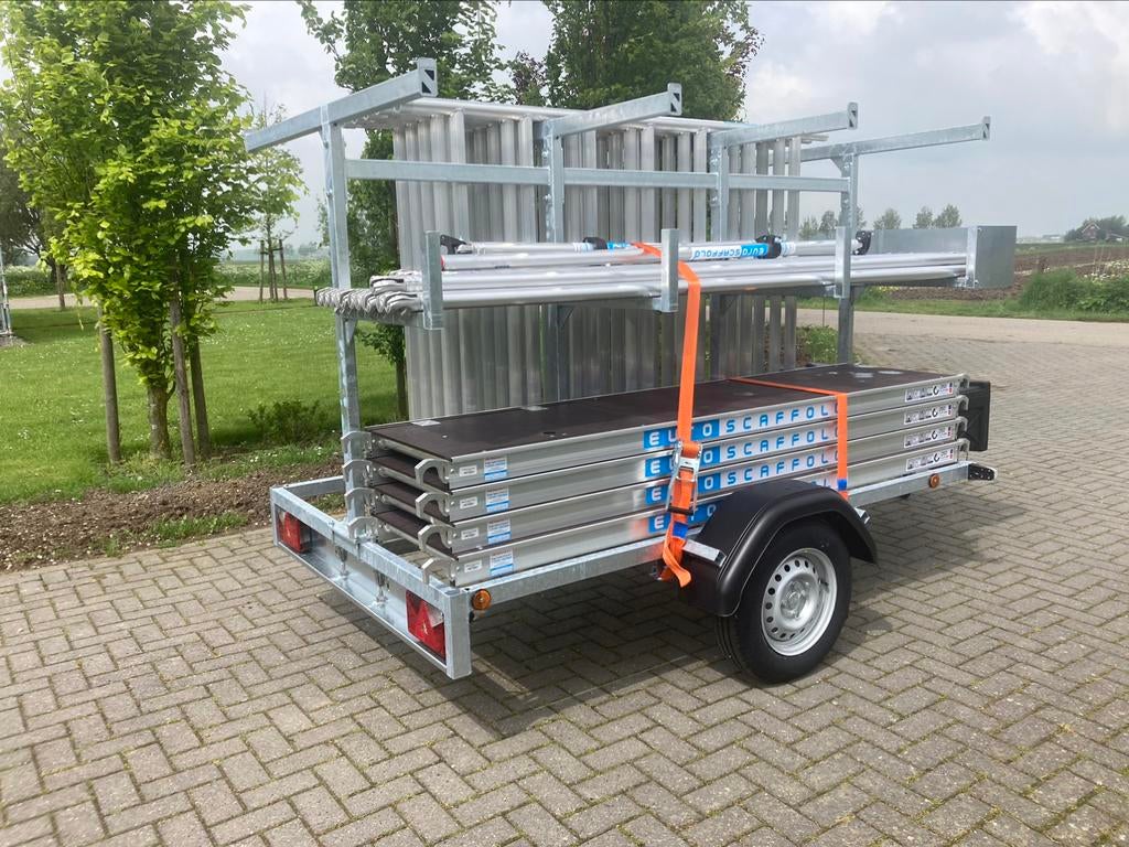Euroscaffold aluminium rolsteiger op steigeraanhanger, Ophalen, Nieuw, Rolsteiger of Kamersteiger, 5 meter of hoger