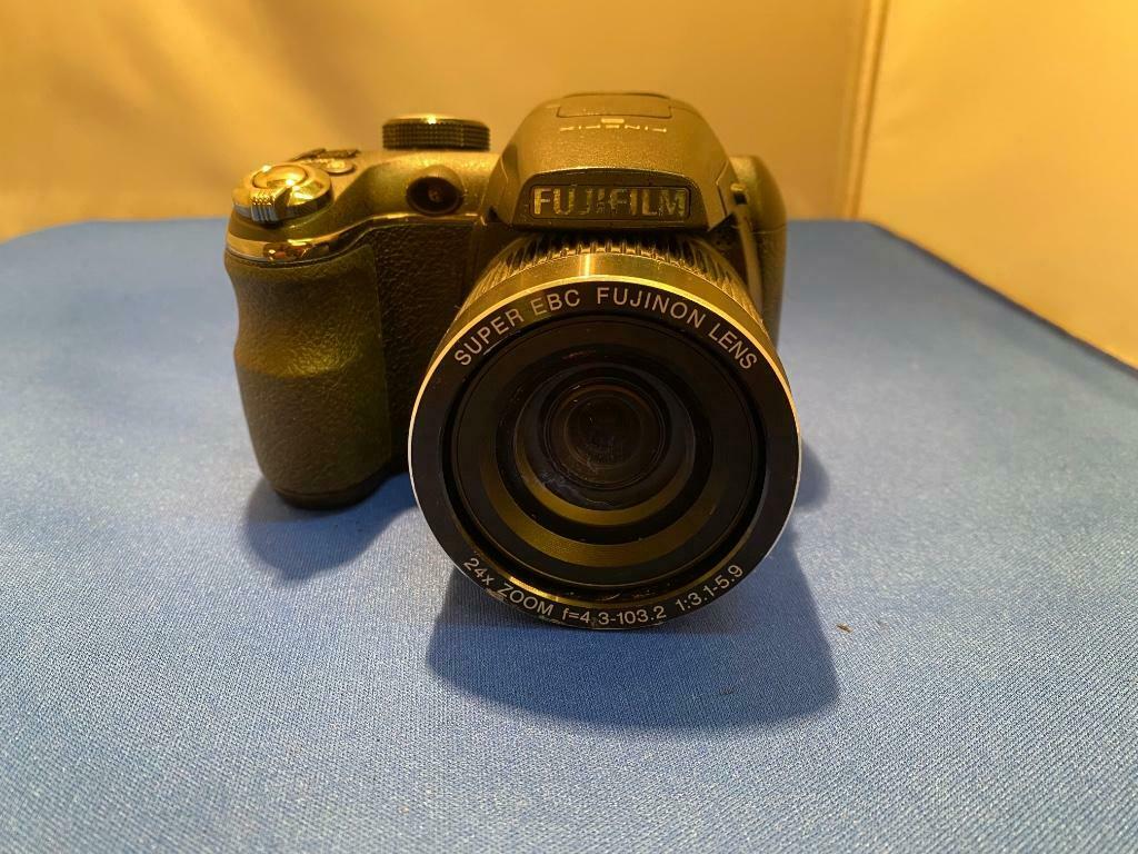 Fujifilm FinePix S3200 14 Mega Pixels, 14 Megapixel, Gebruikt, Compact, Ophalen of Verzenden