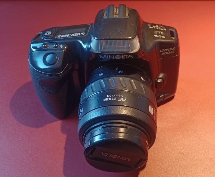 Minolta Dynax 300si, Audio, Tv en Foto, Fotocamera's Analoog, Ophalen of Verzenden, Gebruikt, Spiegelreflex, Minolta
