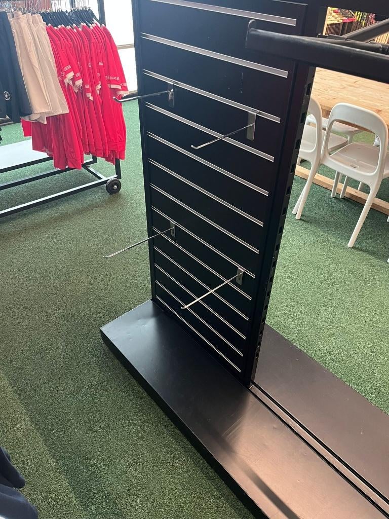 Unieke Slat wall winkel rek 2x, Zakelijke goederen, Ophalen