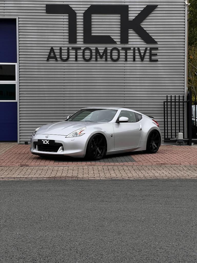 Nissan 370Z | 3.7 V6 | 188.048 km | 2012, 3696 cc, Achterwielaandrijving, Zwart, Stoelverwarming