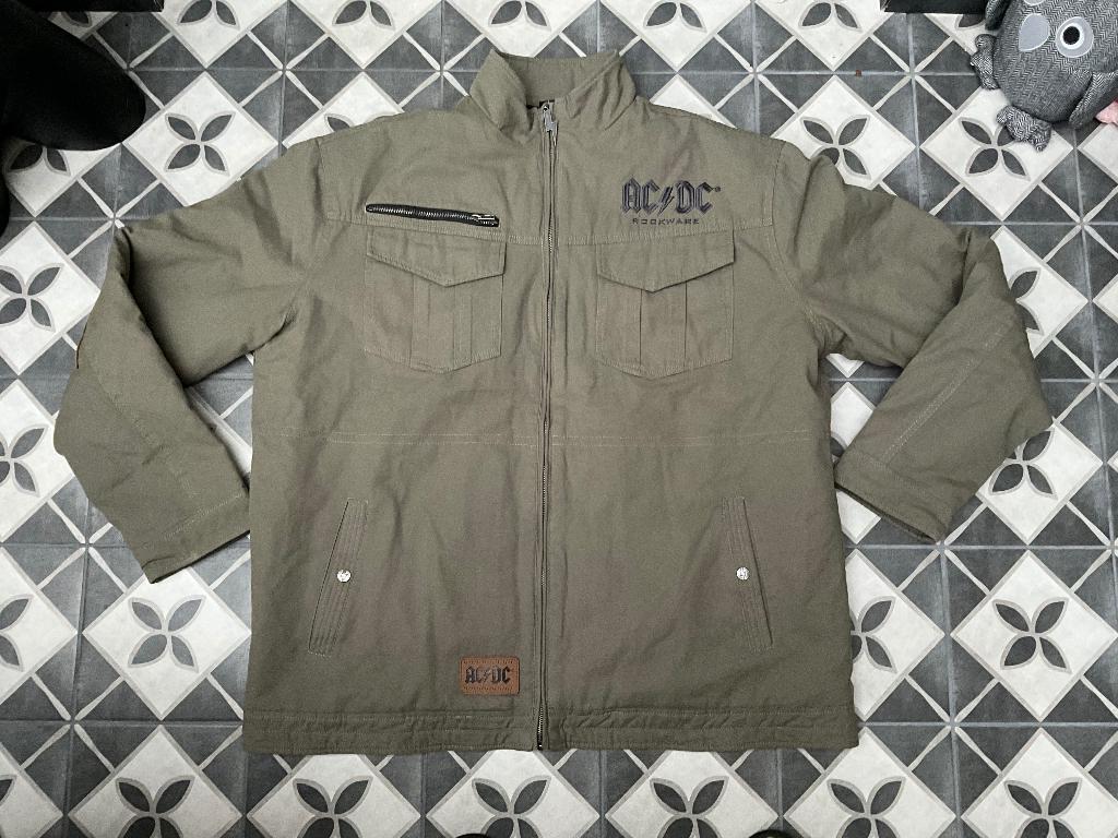 Gave Jas taupe van AC/DC Maat XXL Zie foto, Gave Jas taupe van AC/DC Maat XXL Zie foto, Nieuw, Overige maten, Ophalen of Verzenden