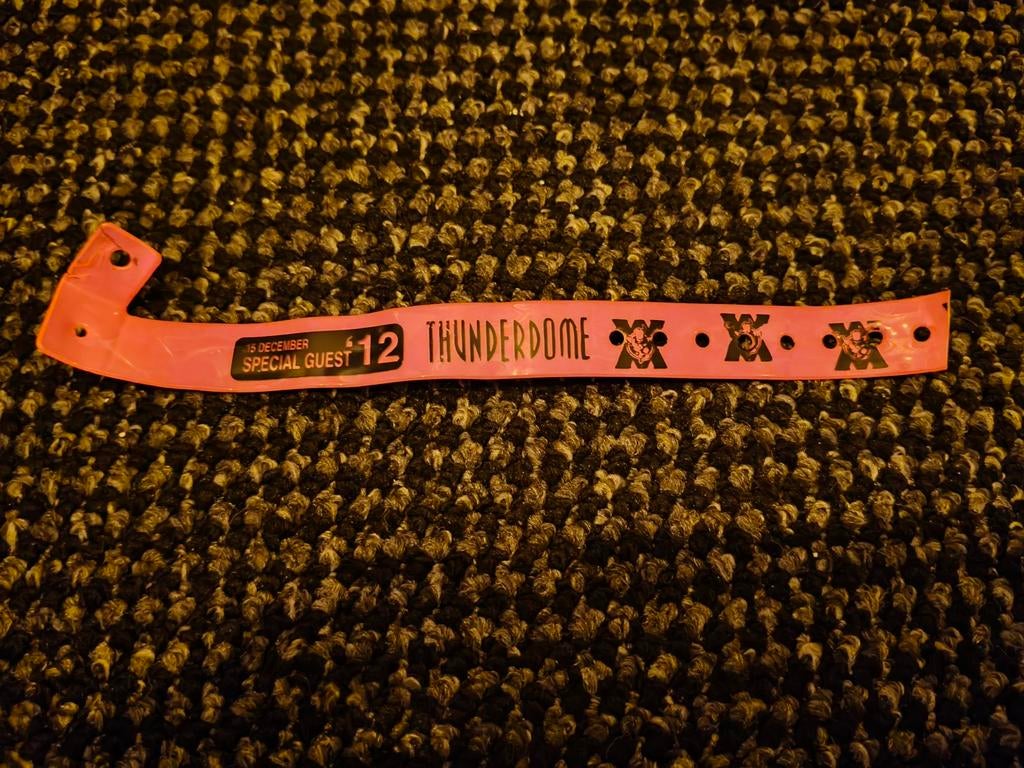 Thunderdome 2012 Bandje - Special Guest, Ophalen of Verzenden, Gebruikt, Overige typen