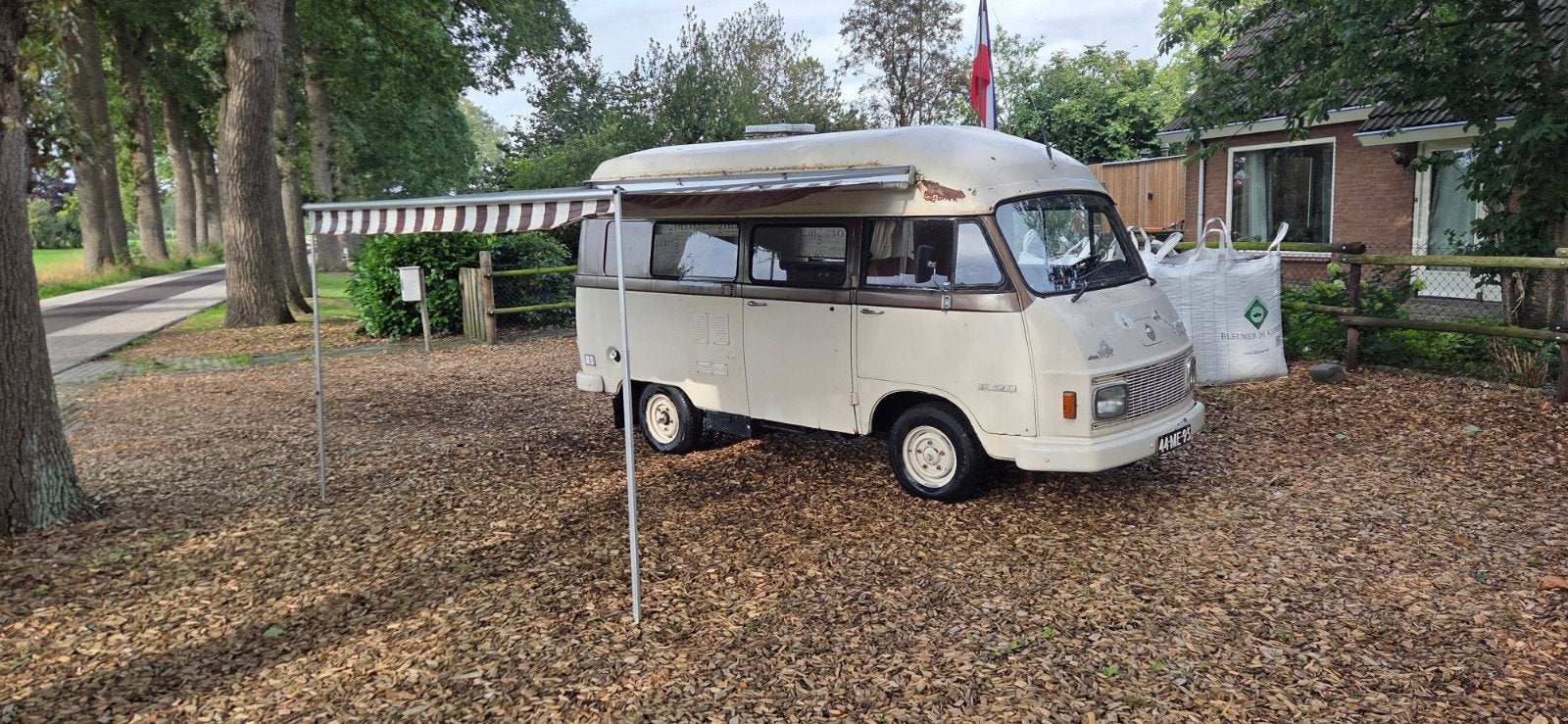 Hanomag-henschel F20d 1972 Camper apk/belastingvrij, Overige merken, Buscamper of Camperbus, Tot en met 2, Particulier