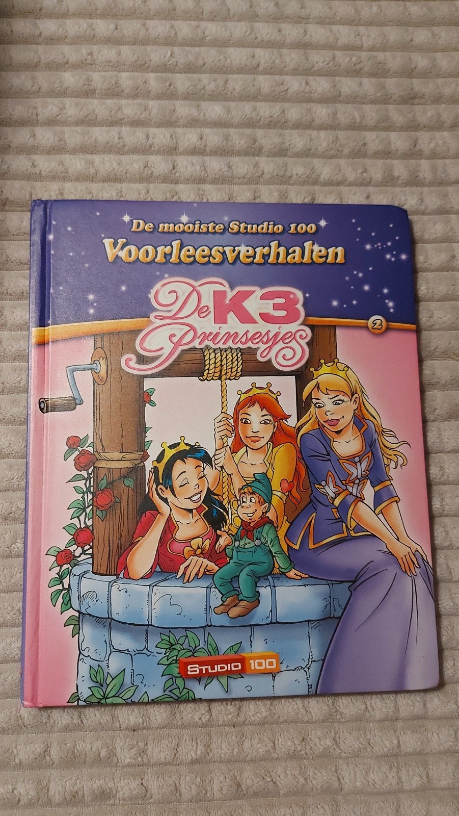 De K3 Prinsesjes - De mooiste Studio 100 Voorleesverhalen, Boeken, Ophalen of Verzenden, Zo goed als nieuw, Studio 100