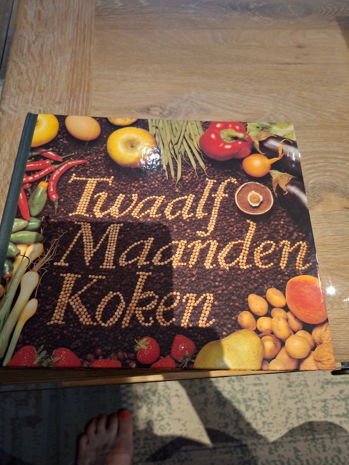 twaalf maanden koken, Ophalen of Verzenden, Zo goed als nieuw