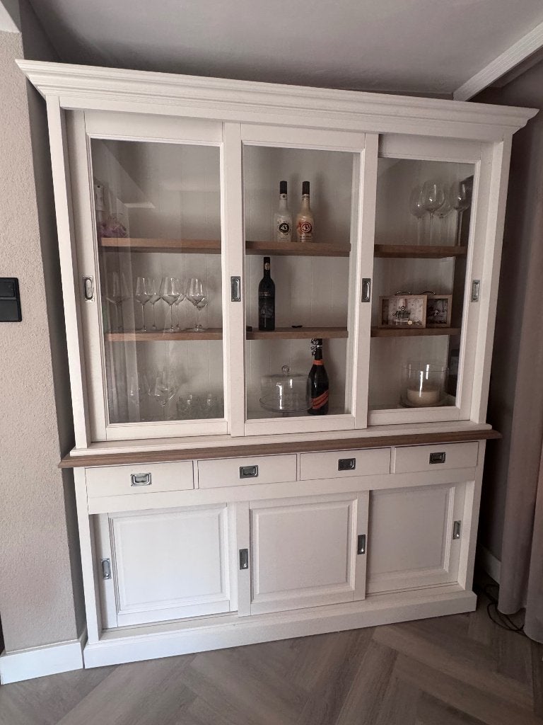 Buffetkast, Ophalen, 200 cm of meer, 150 tot 200 cm, Zo goed als nieuw