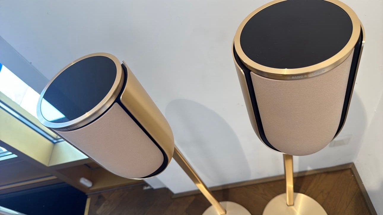 Bang & Olufsen BeoLab 8 Gold tone warm taupe, Overige merken, Bang & Olufsen, Info@bang-olufsen.dk, Ophalen of Verzenden