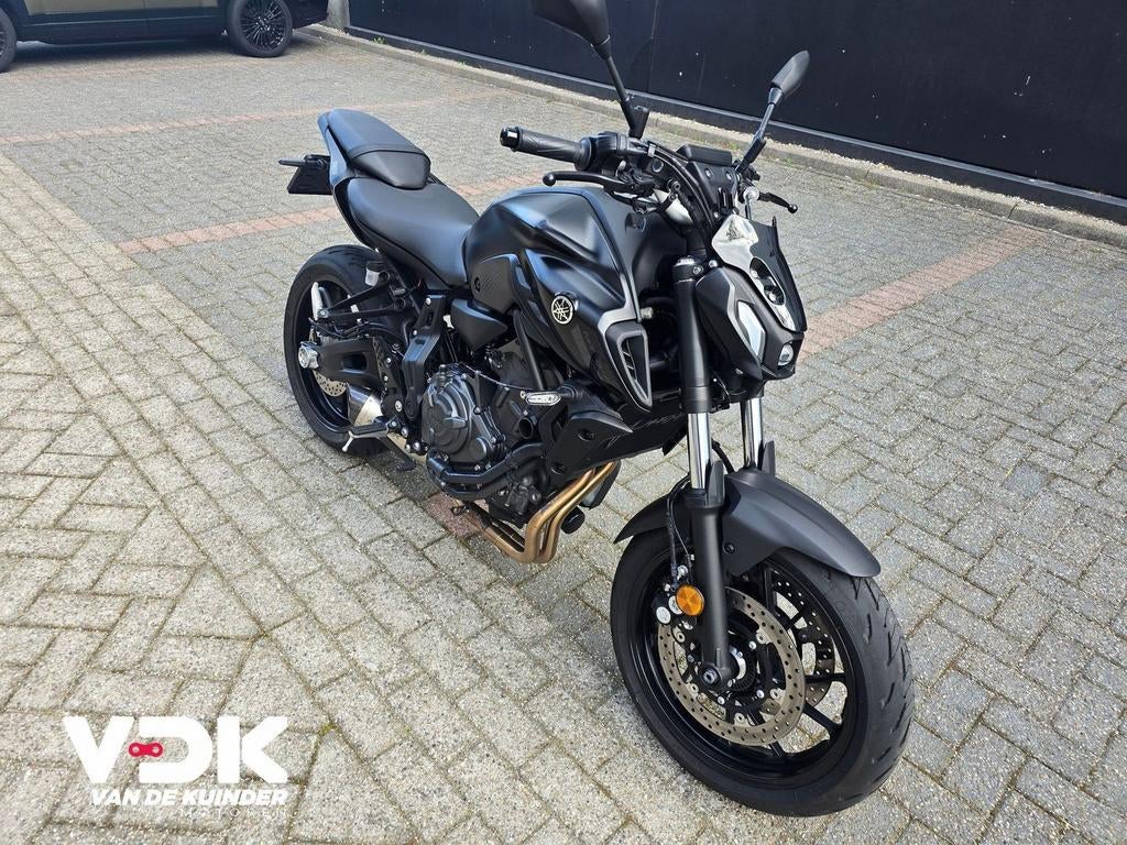 YAMAHA MT 07 ABS 35KW (bj 2024), Motoren, 2 cilinders, Bedrijf, Onbekend, YAMAHA