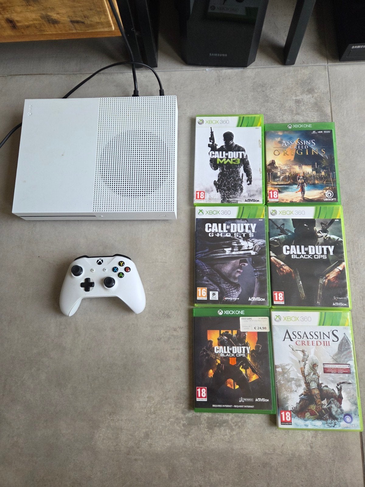 Xbox One S 500GB + controller + 6 games, Xbox One S, Ophalen of Verzenden, Zo goed als nieuw, Met 1 controller