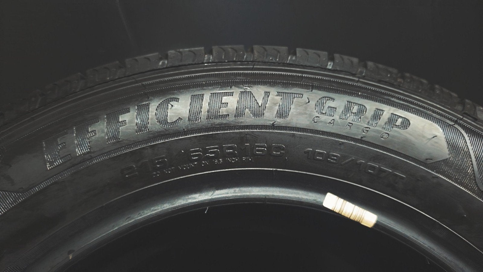 215 65 R16C Goodyear efficientgrip CARGO banden, 16 inch, Goodyear, Ophalen of Verzenden, Band(en)