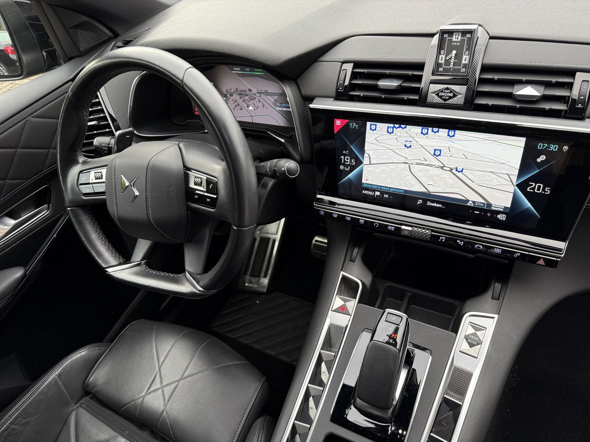 DS 7 Crossback E-Tense Rivoli Aut. Leer | CarPlay | Camera, Auto's, 4 cilinders, Zwart, Bedrijf, Hybride Elektrisch/Benzine