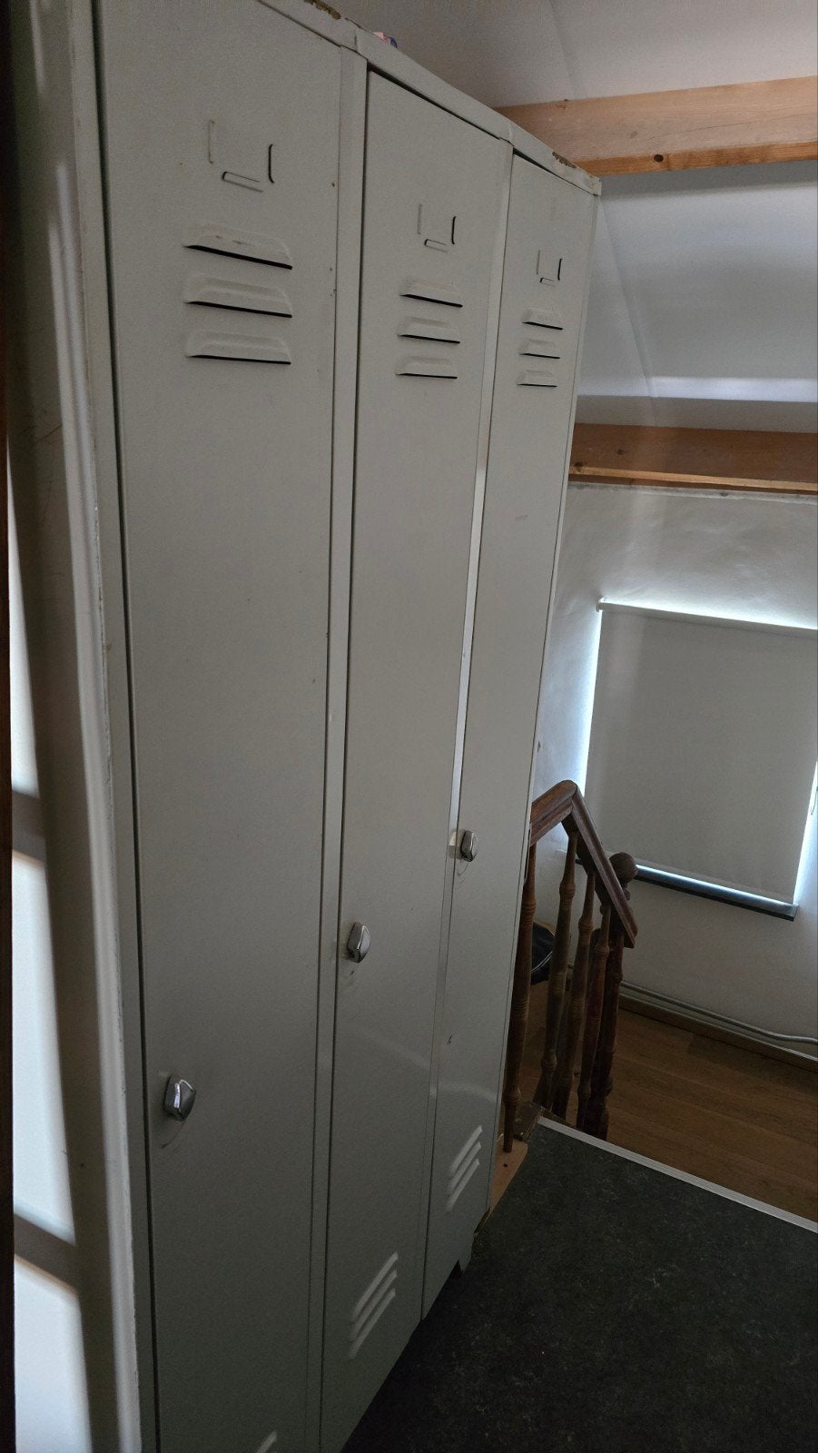 Metalen locker met 3 deuren - Grijs, Ophalen of Verzenden, Gebruikt, Industrieel